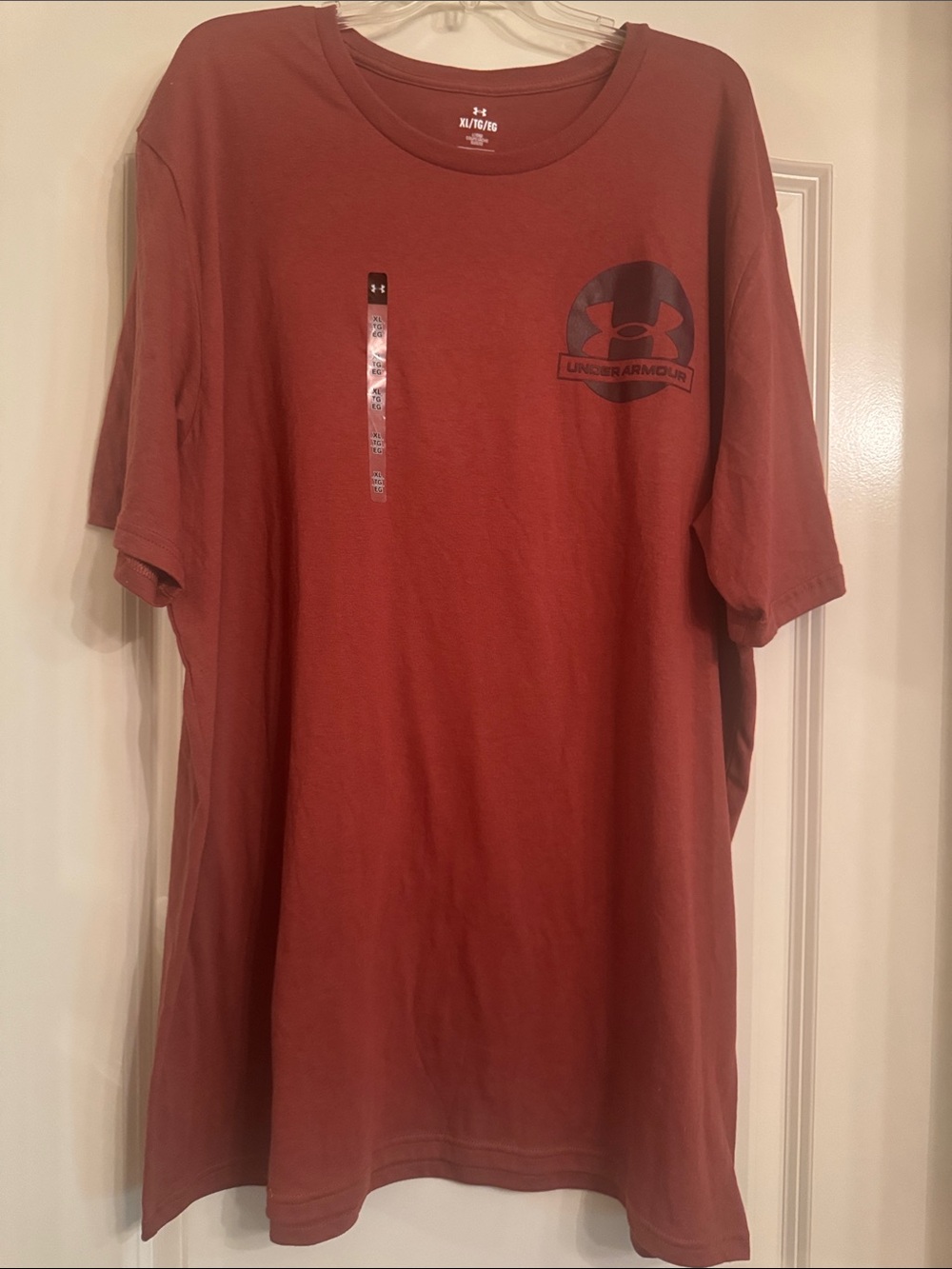 Under Armour Men’s Rust Red Short-Sleeve Logo Tee